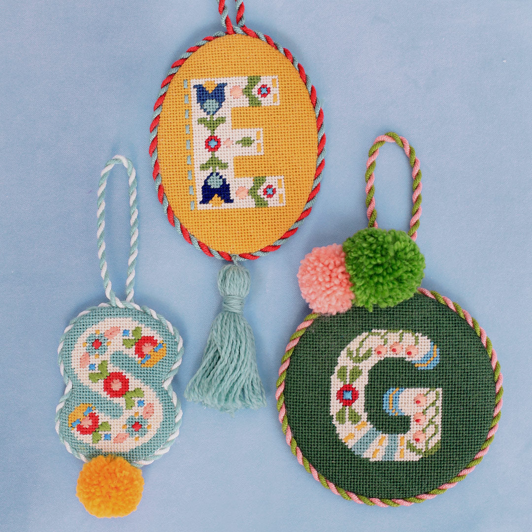 Folk Alphabet - Charted E-Pattern